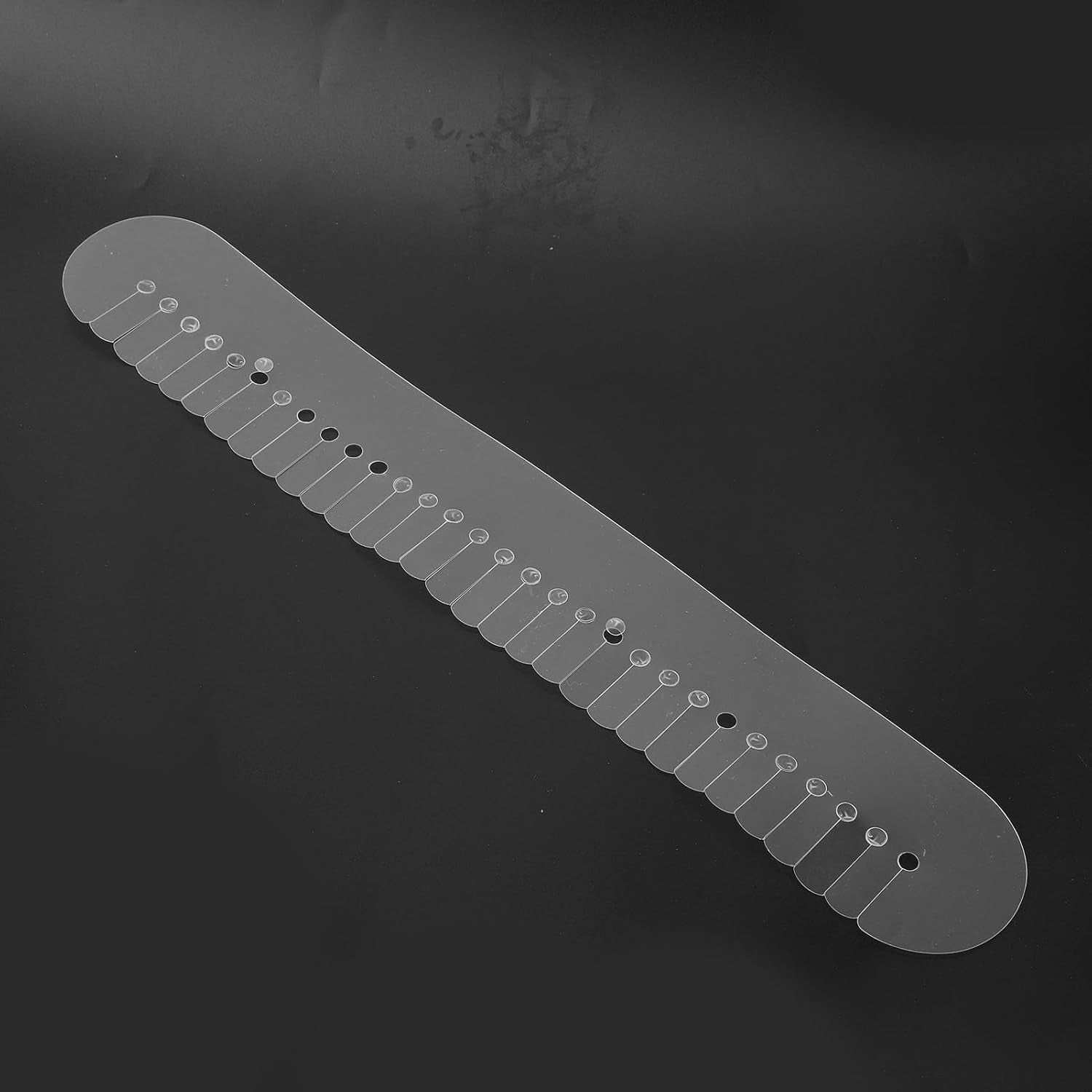 10-Piece Extensions Scalp Protector Heat Shield Template for Bonding Extensions Long Strip Spacer Shield with Multiple Holes Professional Heat Insulation Tool